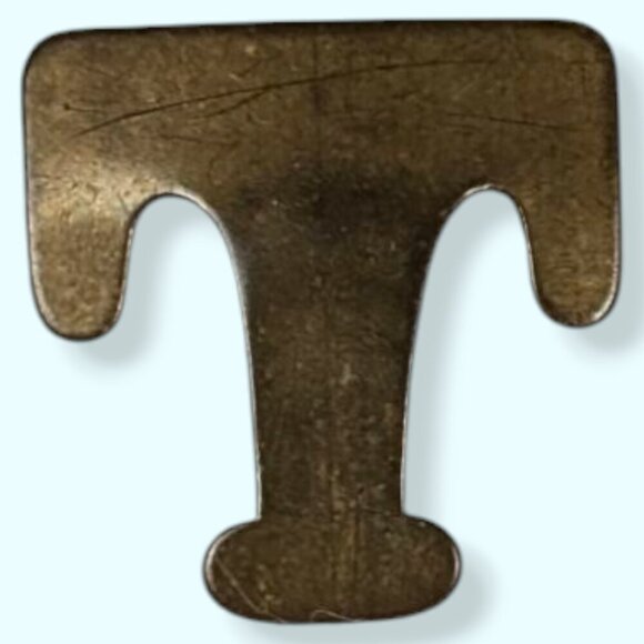 Antique 1908 "T" Comfort Clip - Picture 1 of 6